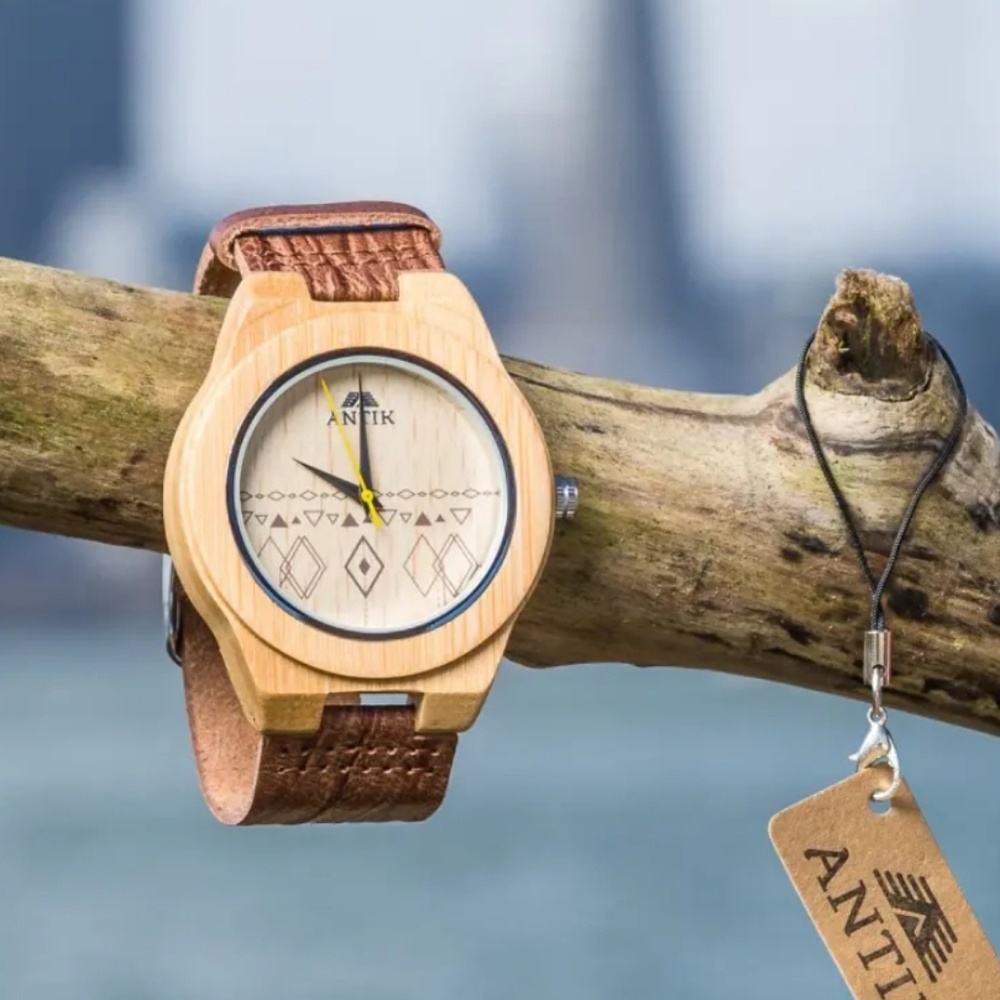 Antik bambo wooden watch unisex leather tan NIB